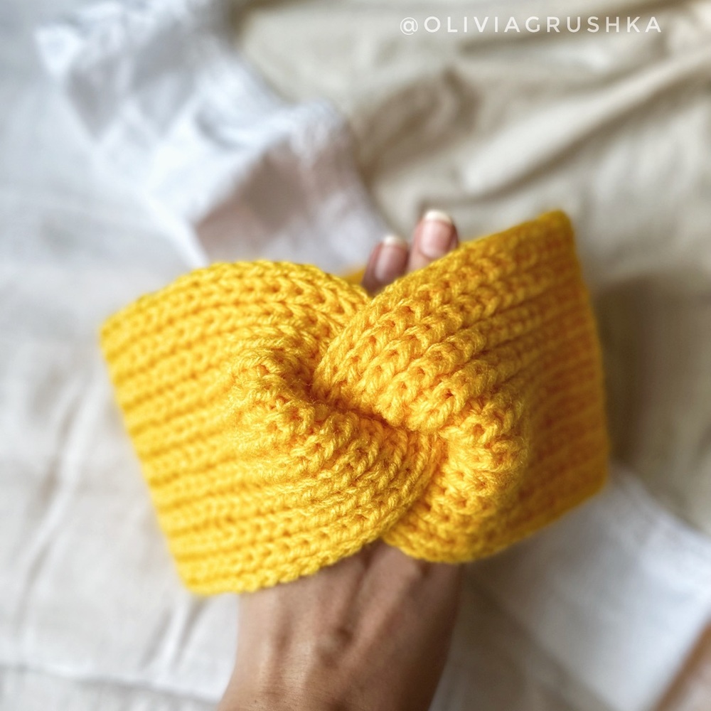 HANDMADE KNITTED HEADBAND